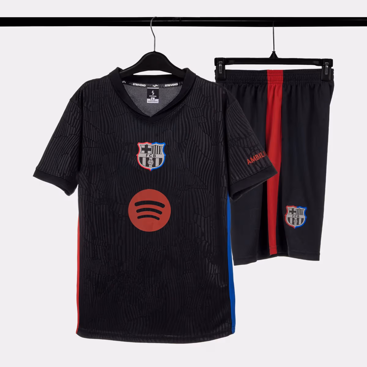 Bộ Quần Áo Bóng Đá Strivend Barca Đen 24/25