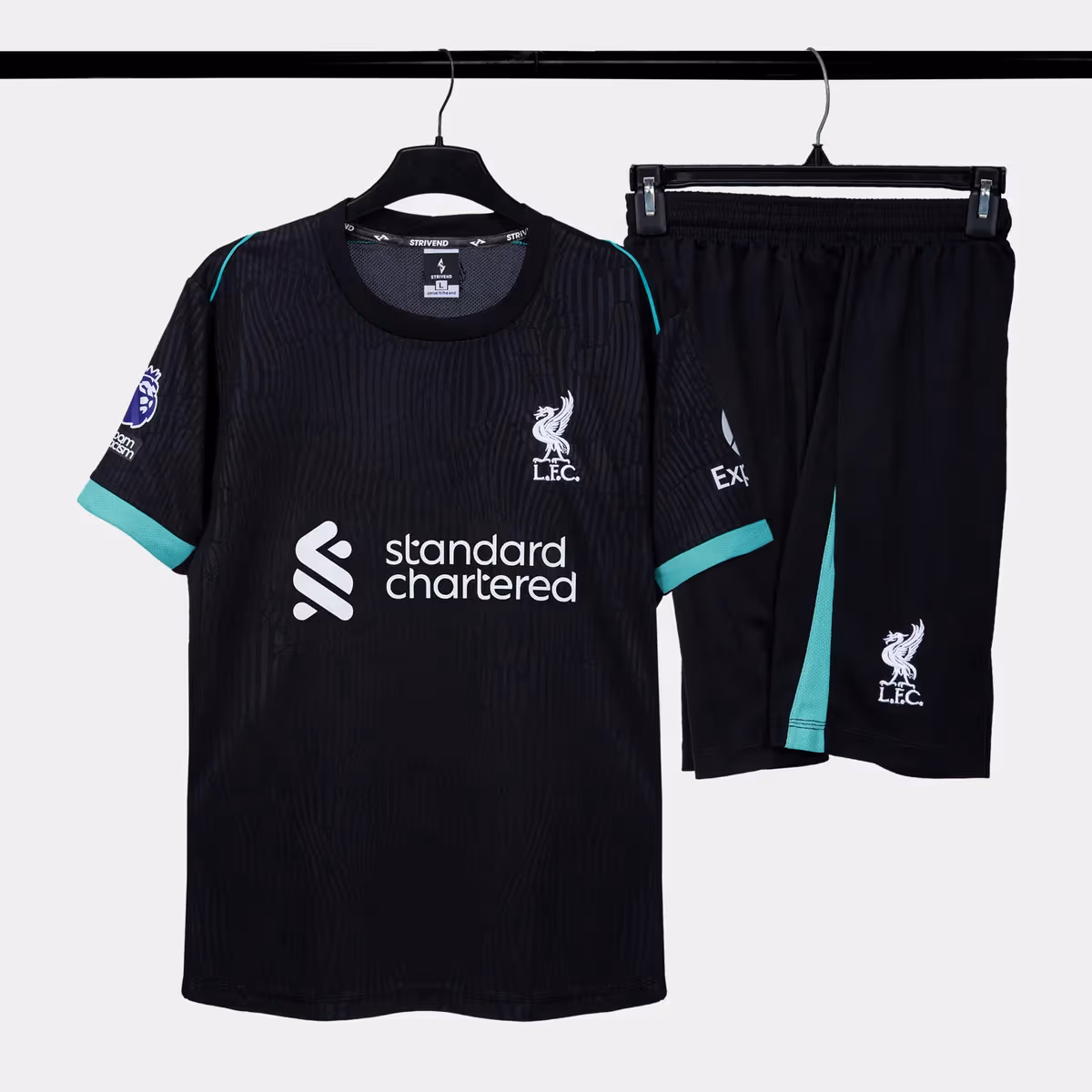 Bộ Quần Áo Bóng Đá Strivend Liverpool Đen 24/25