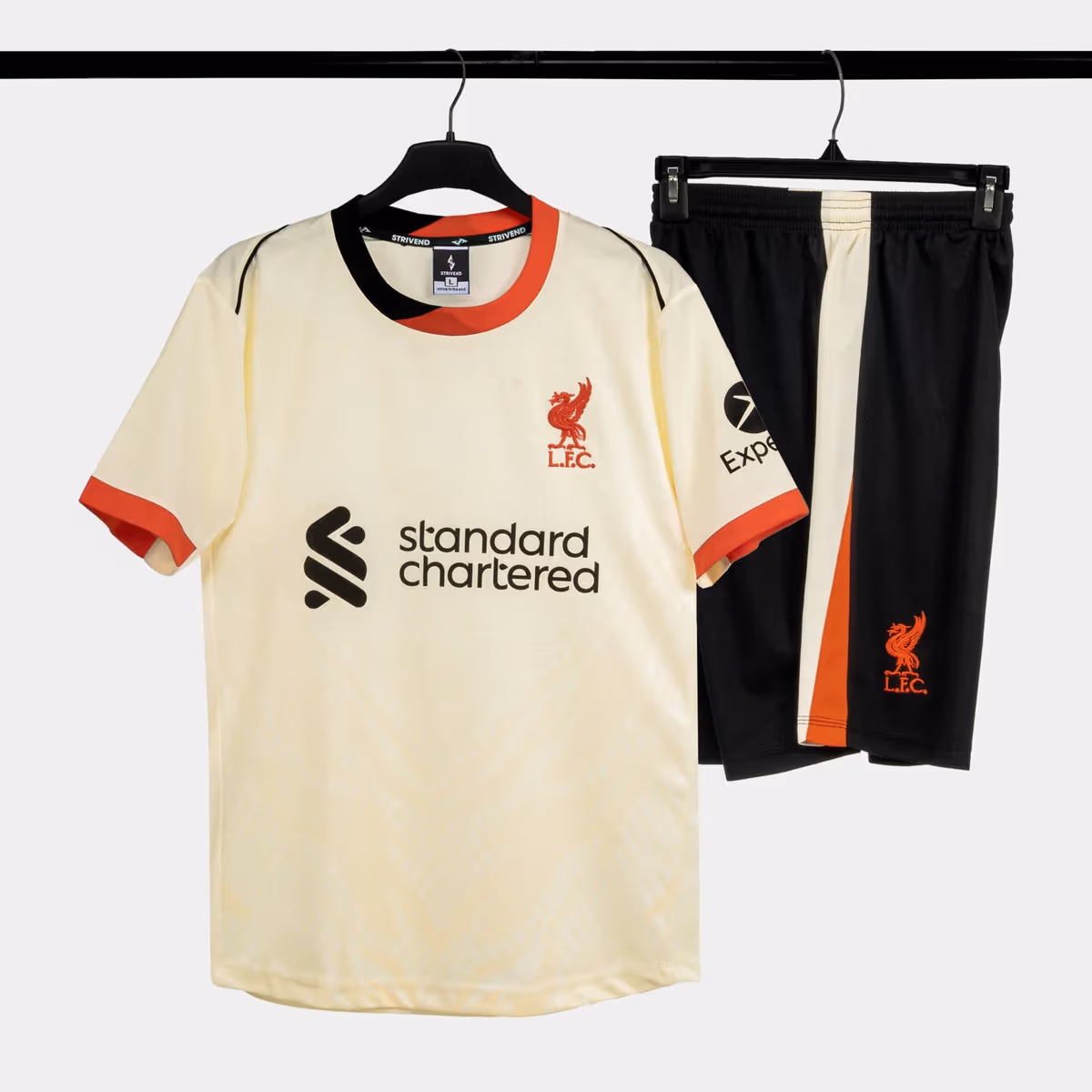 Bộ Quần Áo Bóng Đá Strivend Liverpool Kem 24/25