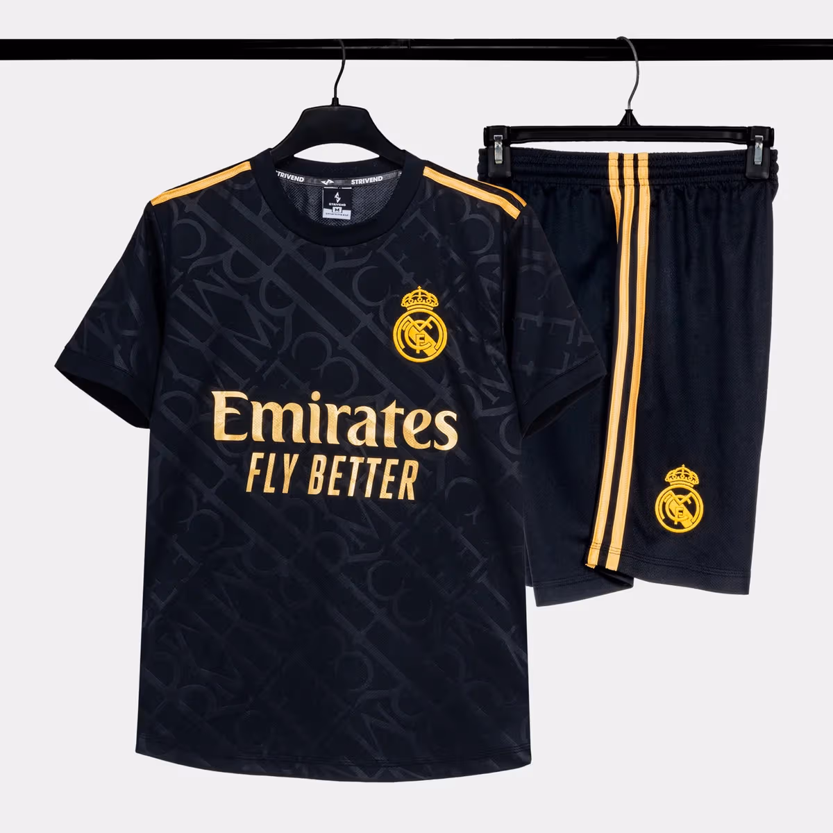 Bộ Quần Áo Bóng Đá Strivend Real Madrid Rồng Đen 24/25